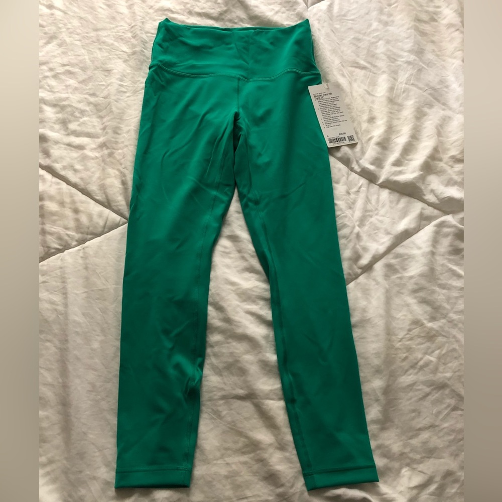 Lululemon’s Wunder Train HR Tight 25”